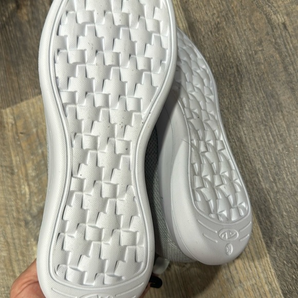 Avia memory foam comfortable athletic sneakers for women - Picture 6 of 7